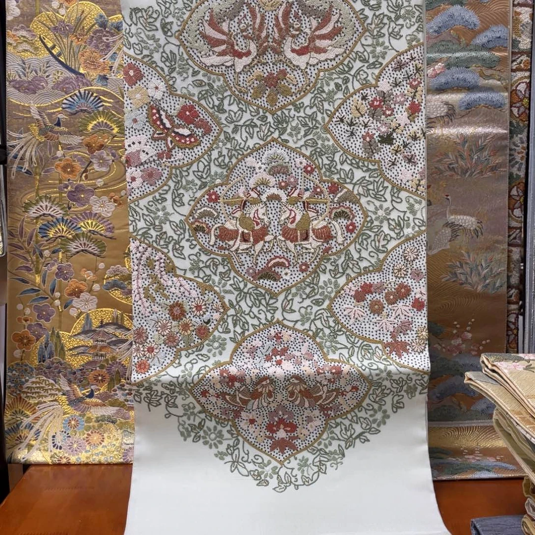 织绣打籽绣西阵织