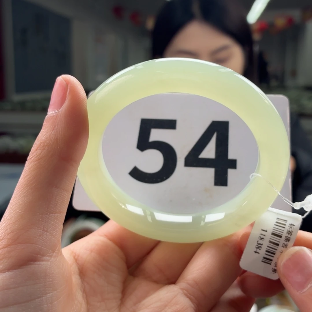 和田玉未镶嵌手镯强推