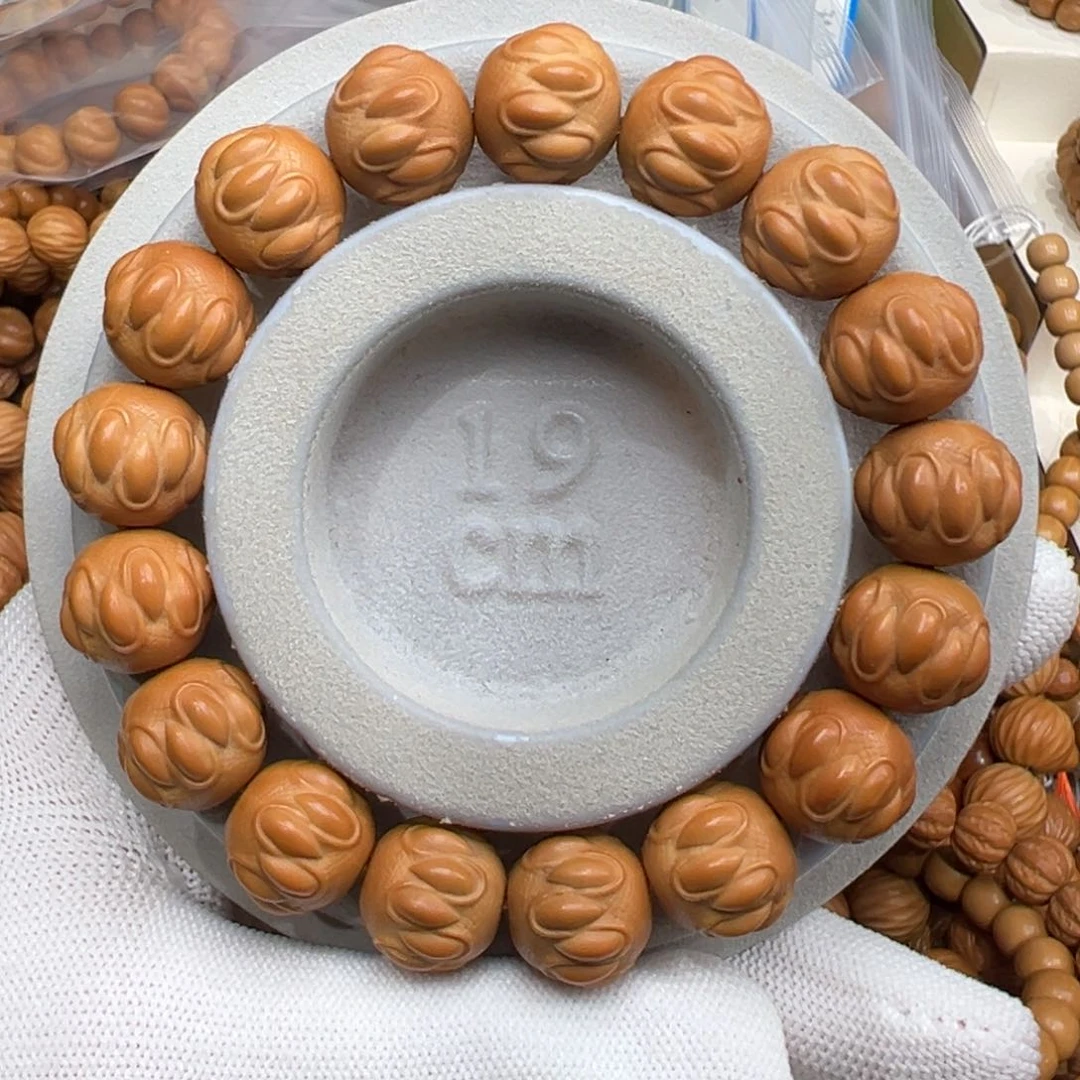 猴头核桃手串微瑕龙炎吞噬