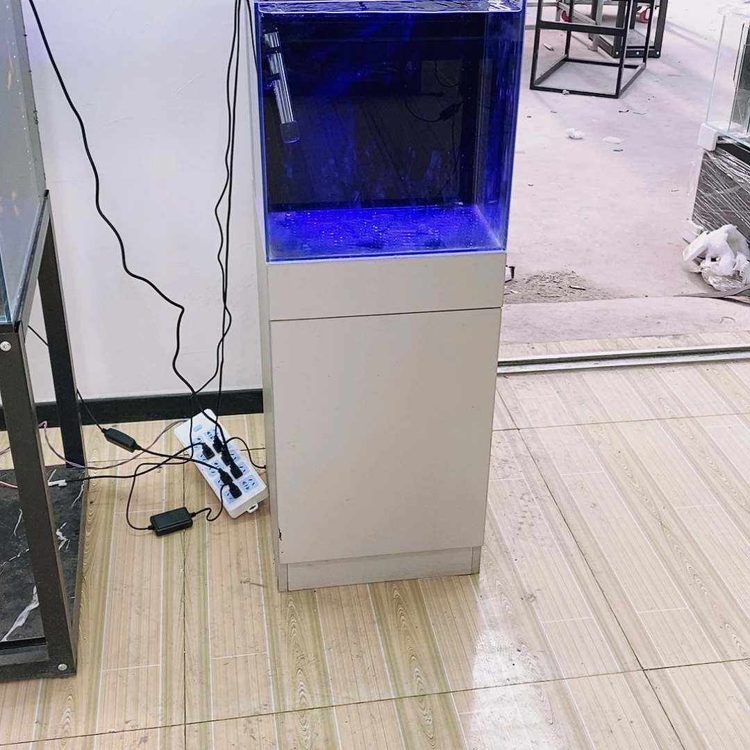 玻璃蜗**飞50长40宽55高超白裸缸➕上下包边