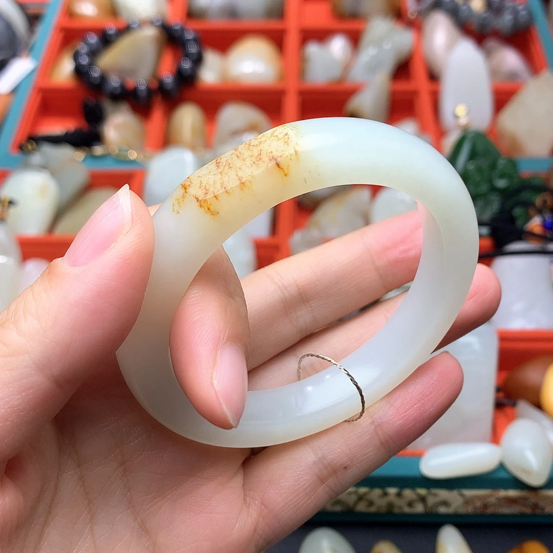未镶嵌和田玉（子料）挂件