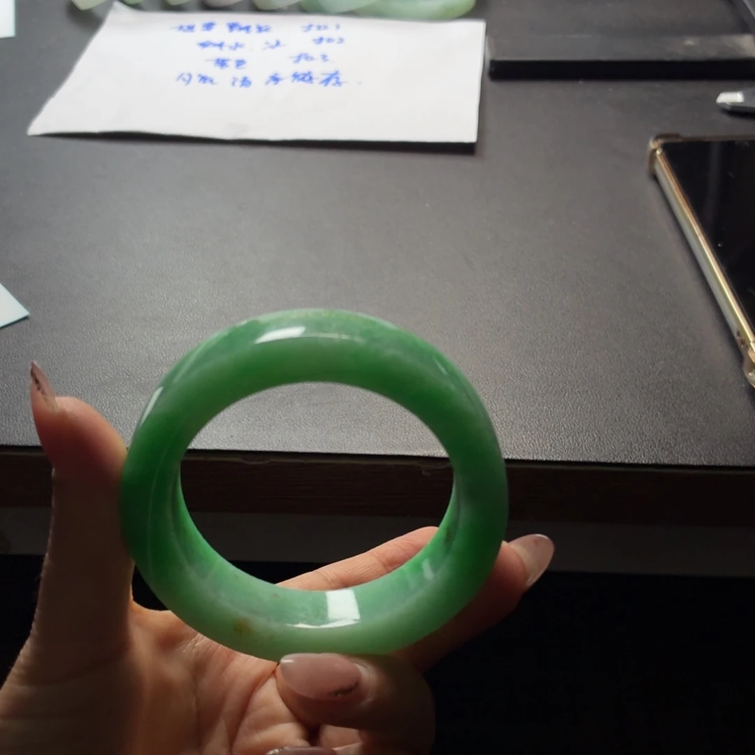 淼***）定制翡翠未镶嵌翡翠