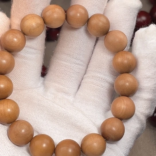 檀香木手串/手链a****o1.2