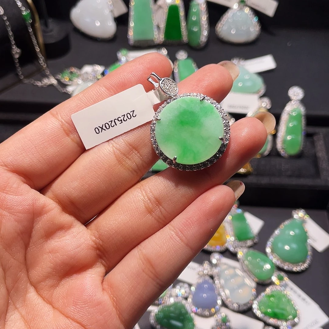 翡翠银S925镶嵌颈饰