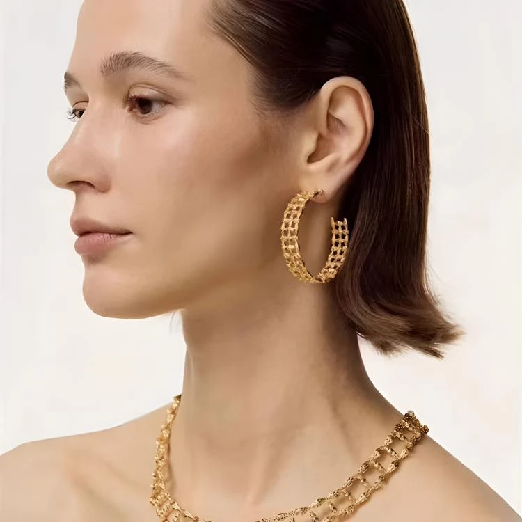 铜合金耳饰 欧美风时尚镂空C形耳圈女款夸张大气耳环