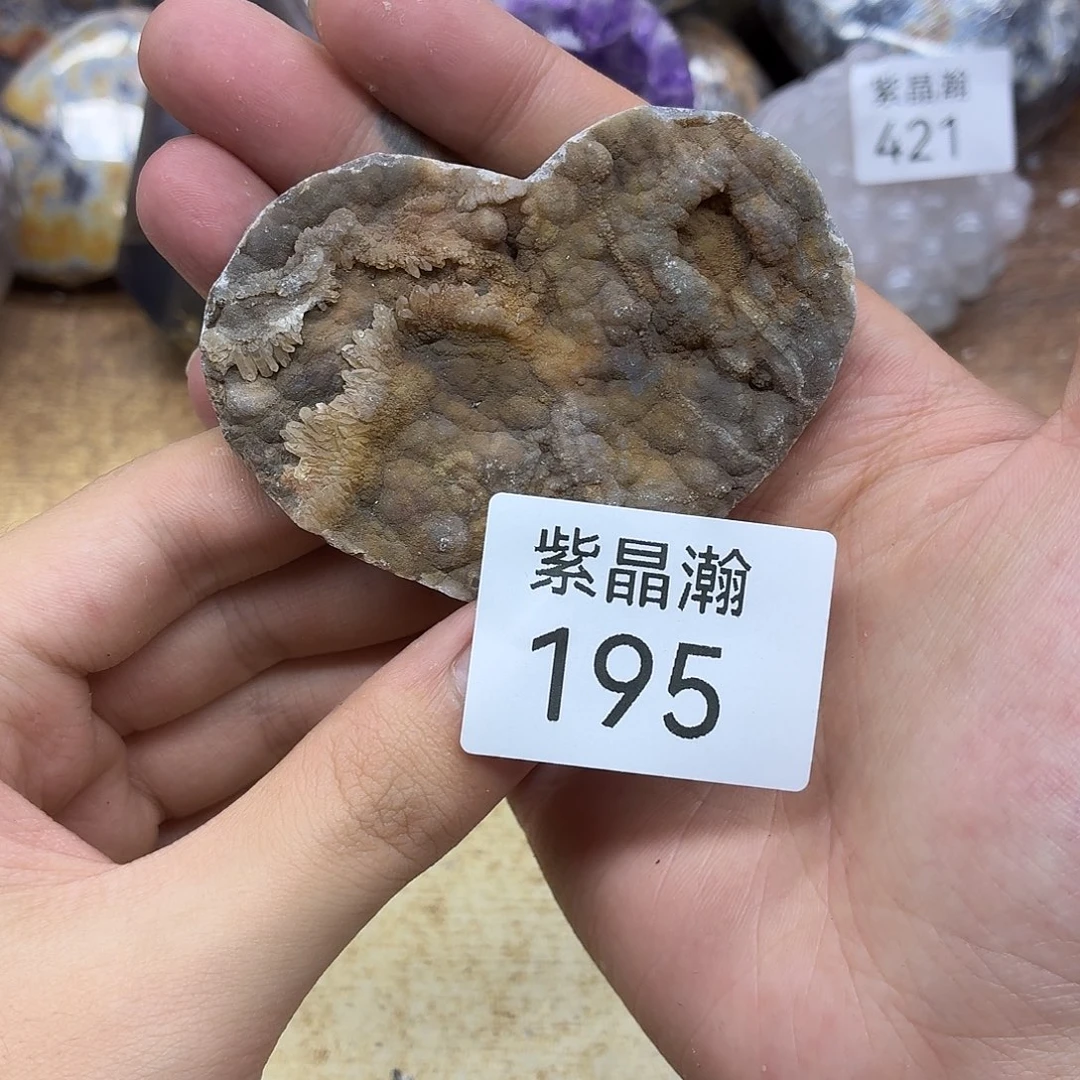 未镶嵌水晶大型摆件（非配饰）