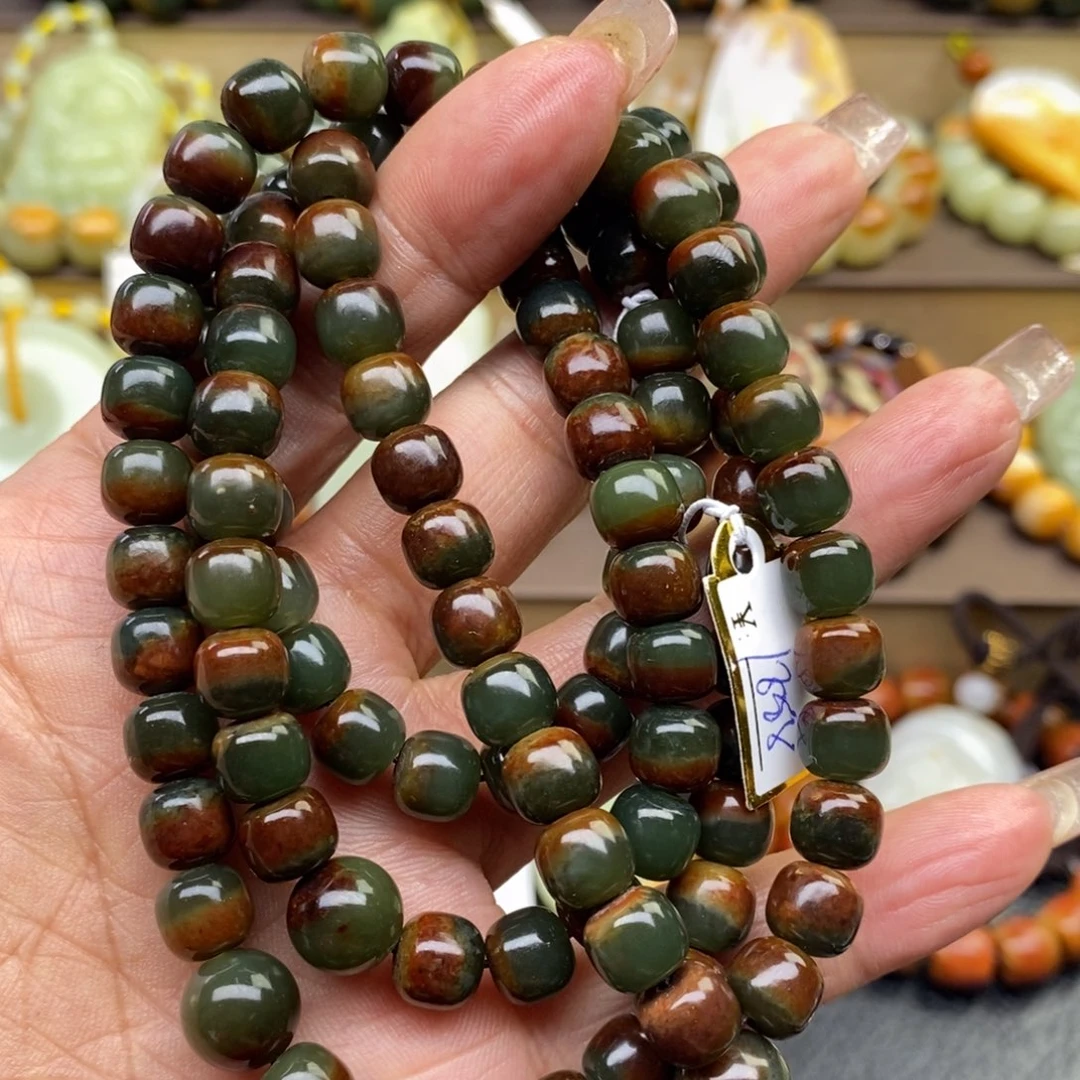 ༺***༻透闪石质玉未镶嵌手链