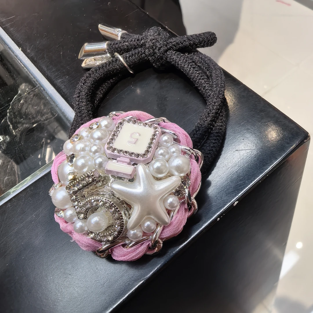 E023粉色香水瓶满珠圆饼发绳