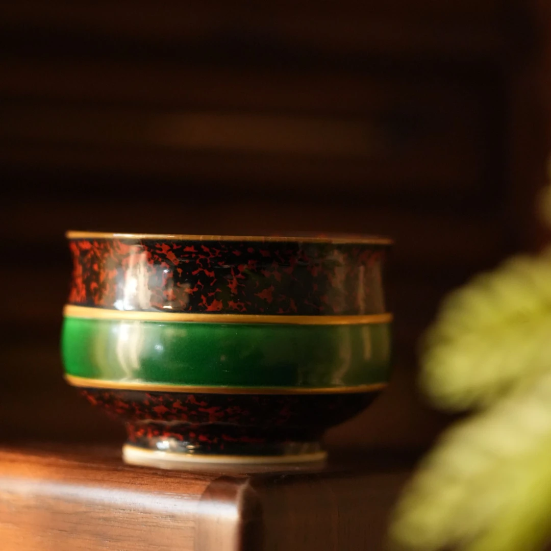 【雲梦】瓷唐里-天目红描金炉式杯