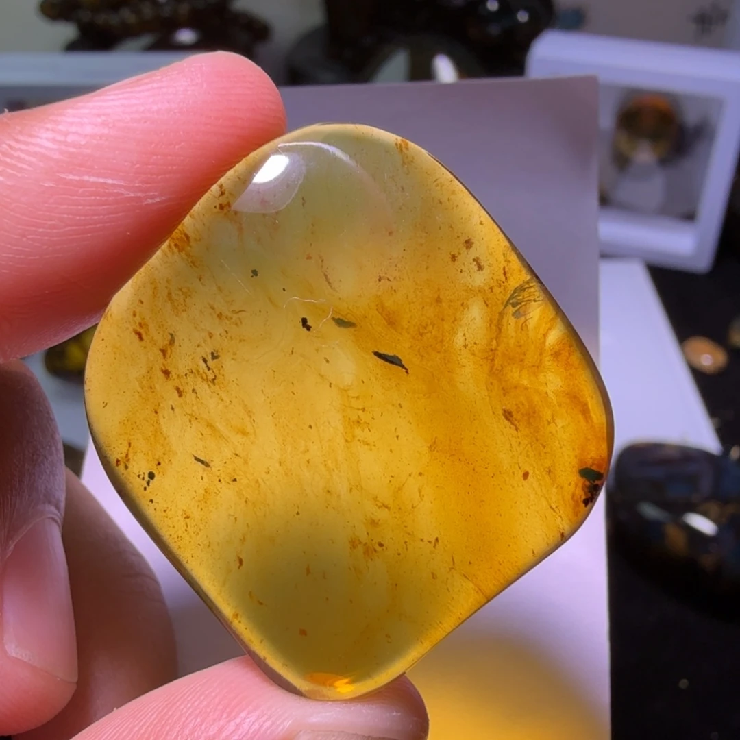 未镶嵌琥珀裸石随形吊坠 14