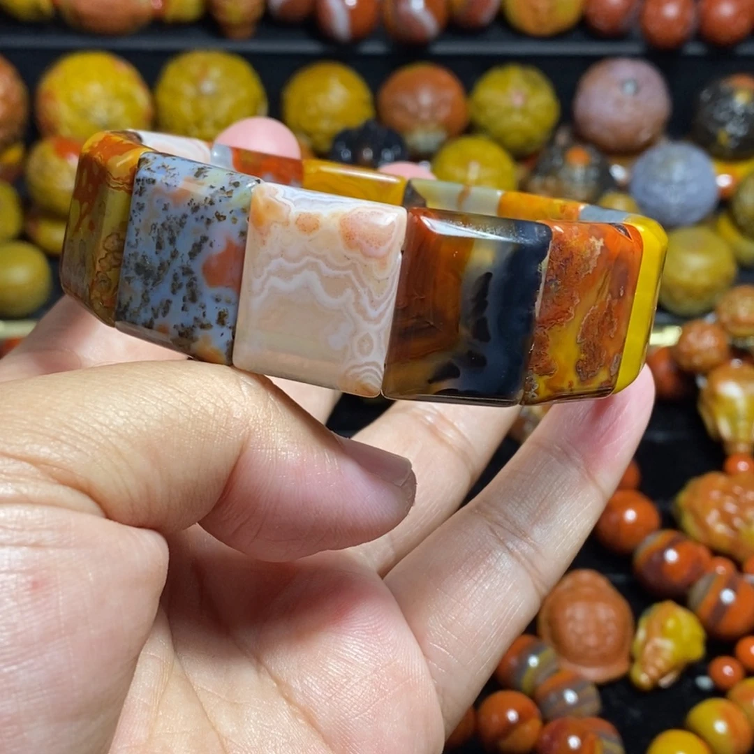 玛瑙/玉髓未镶嵌战国红大手牌