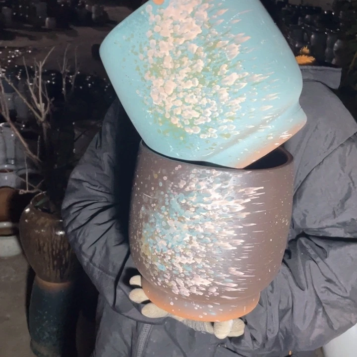 紫砂花盆口19高21瑕疵瑕疵