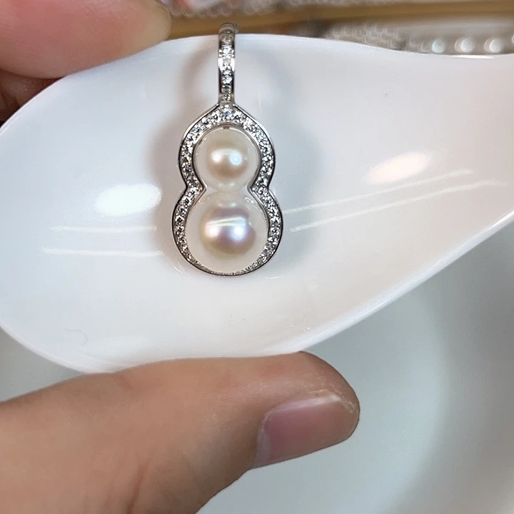 淡水珍珠银S925镶嵌颈饰