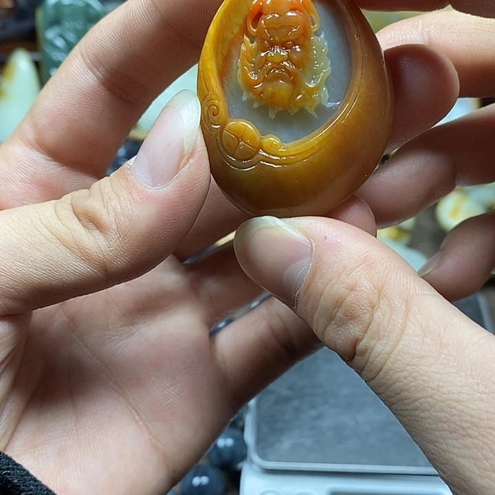 和田玉未镶嵌挂件