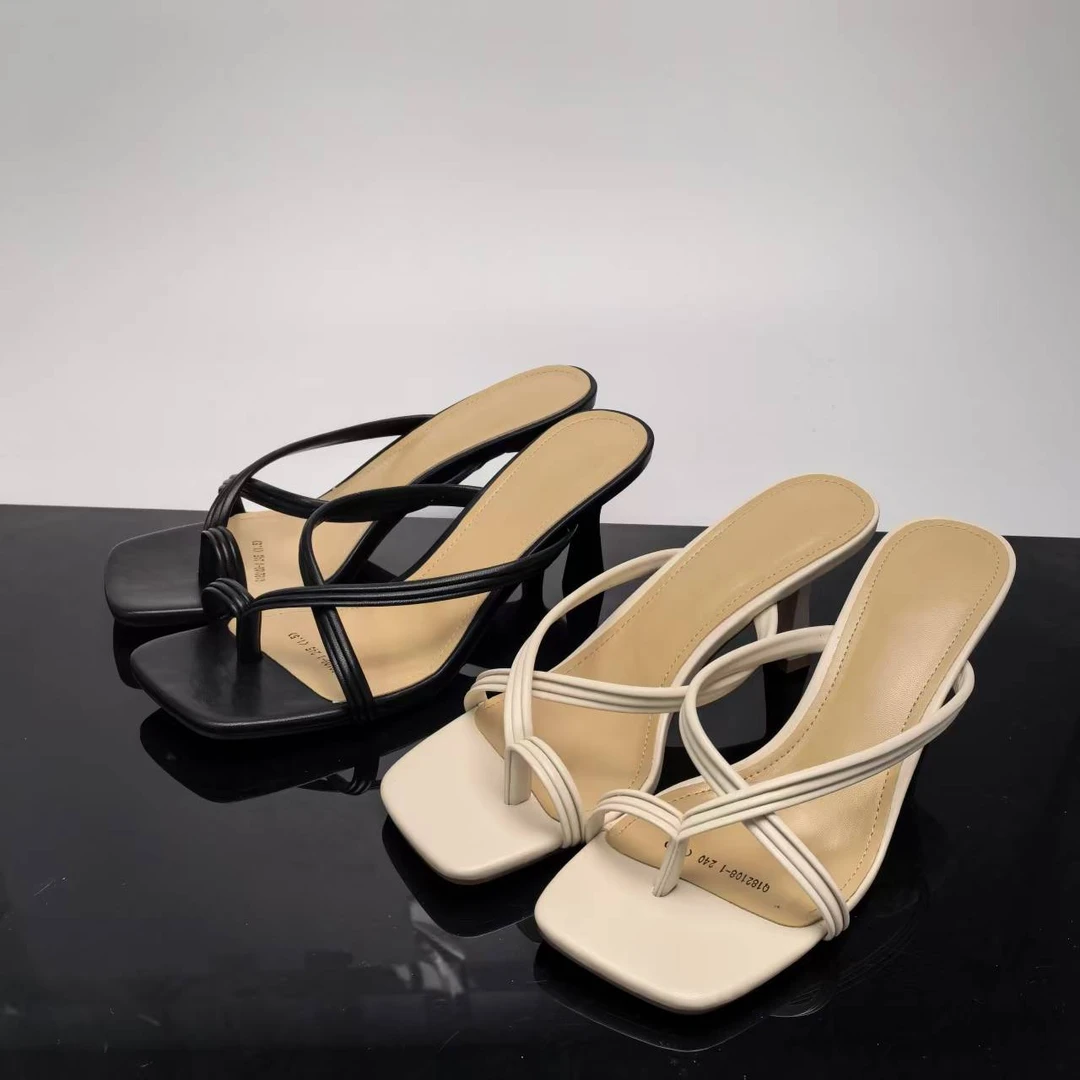 夏季时尚新款凉鞋拖鞋跟鞋百搭舒适女鞋 2108-1