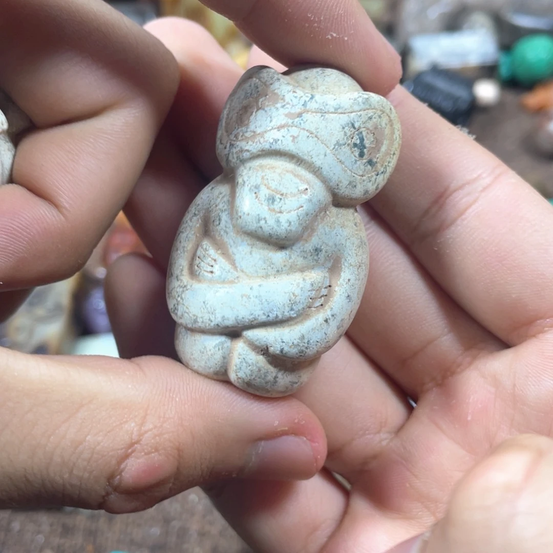 未镶嵌和田玉（糖玉）挂件