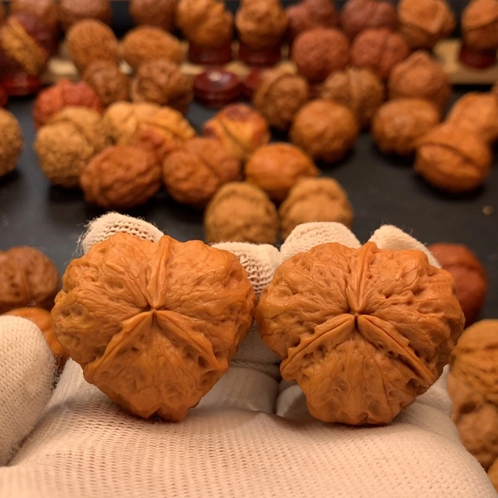 文玩核桃吊坠25………