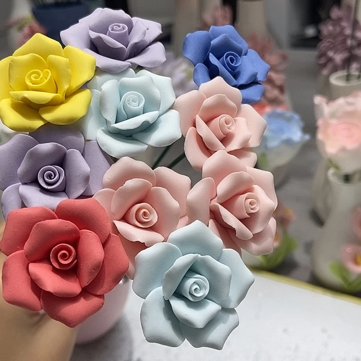 陶瓷纯手工捏花设计