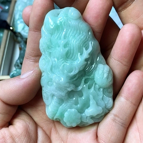 颈饰未镶嵌翡翠福豆豆珠宝翡翠颈饰