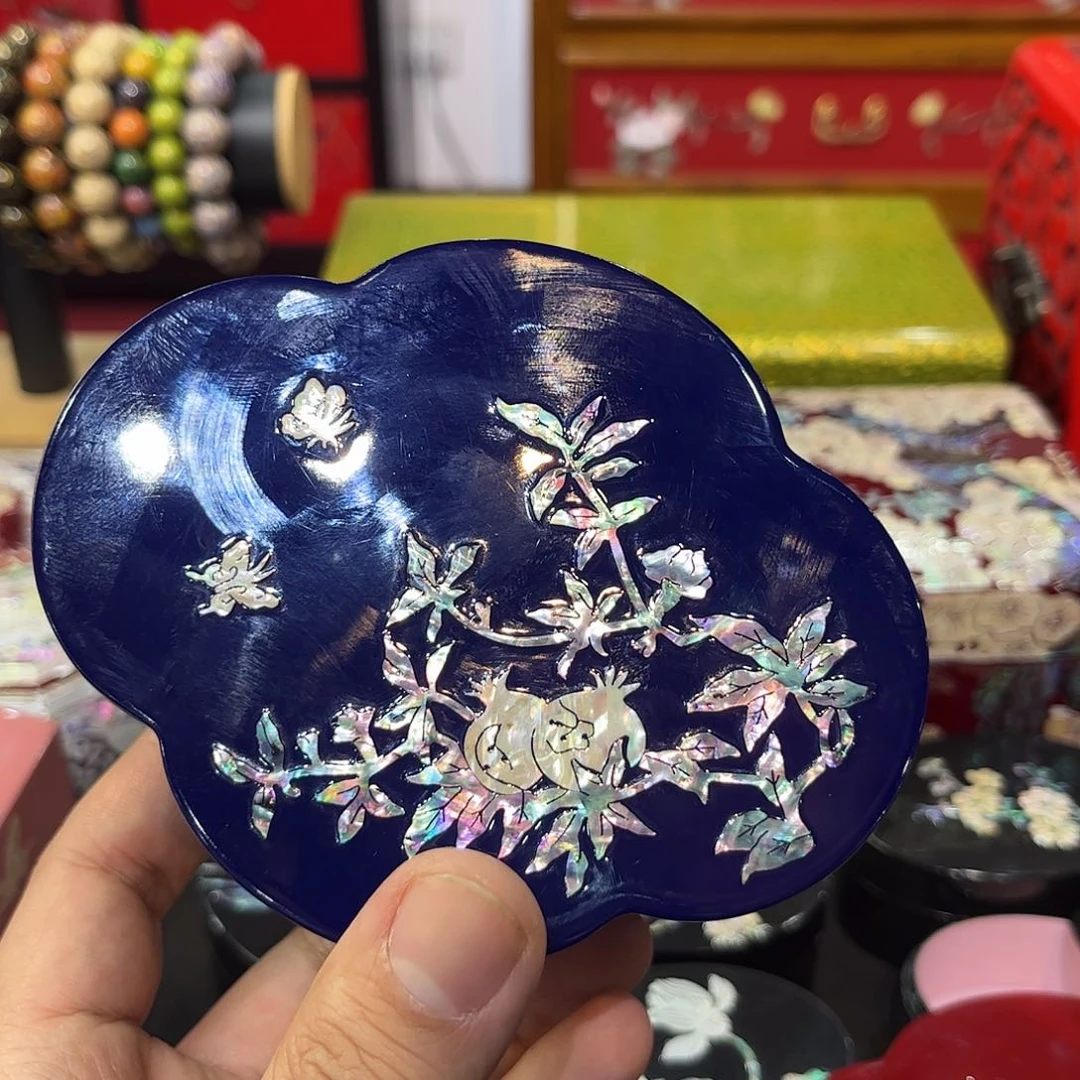 用****5扬州漆器蓝石榴首饰盒