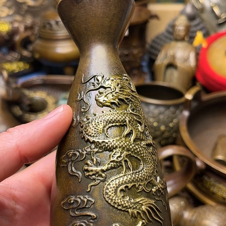 精美铜器批发档口