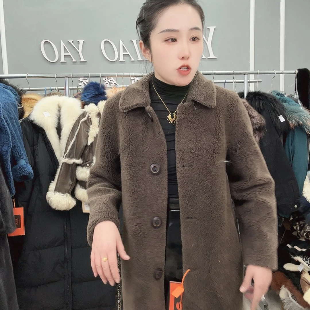 姚小妖家高端皮草