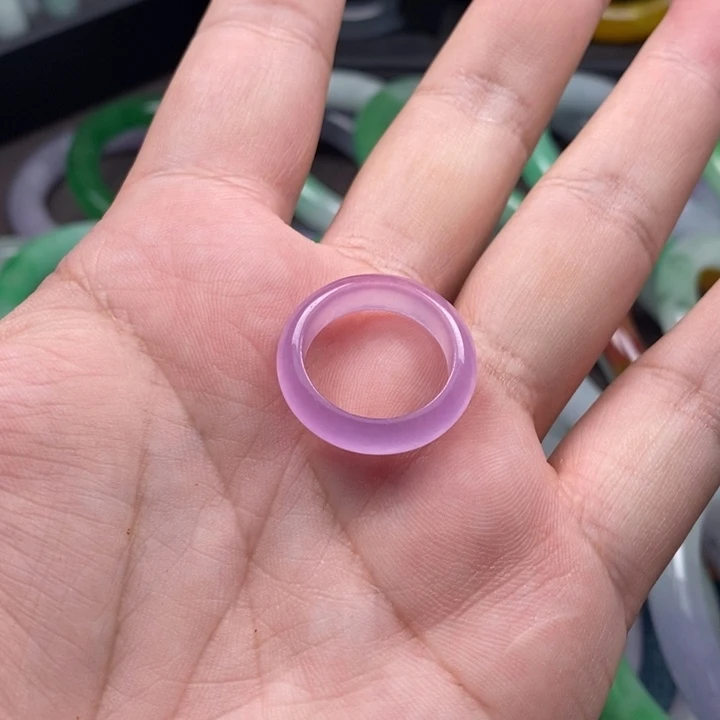 子***秋仿水晶非金属高端戒指时尚百搭款式