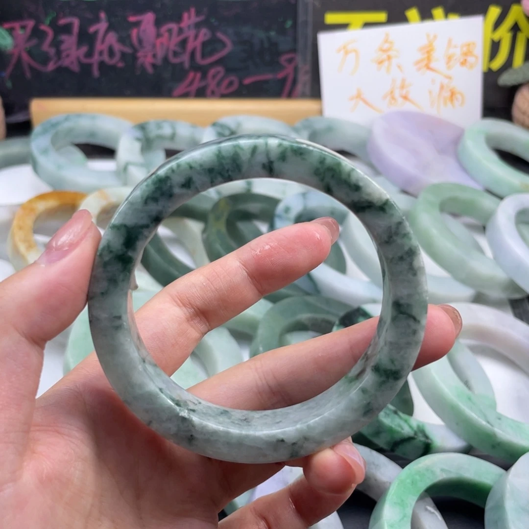 未镶嵌翡翠定制翡翠