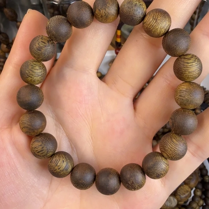 沉香沉香碎屑莺歌绿奇楠1.0圆珠8克➕