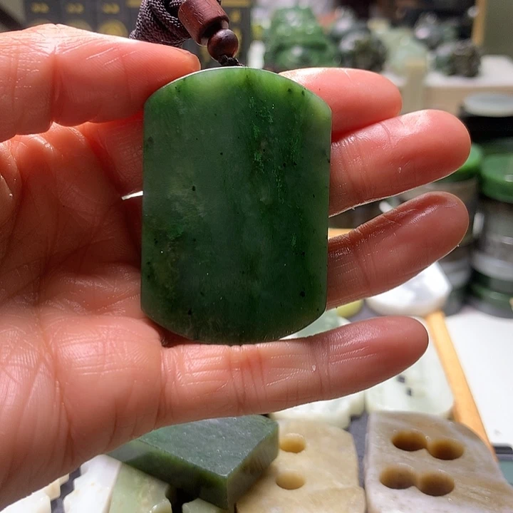 和田玉未镶嵌珠宝半成品