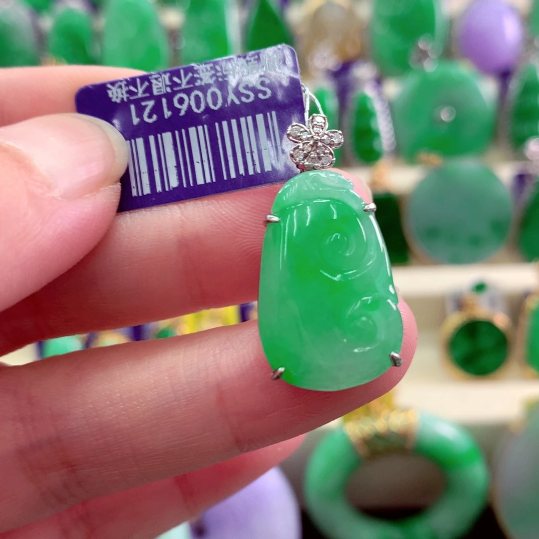 吊坠(不含链)18K金镶嵌翡翠