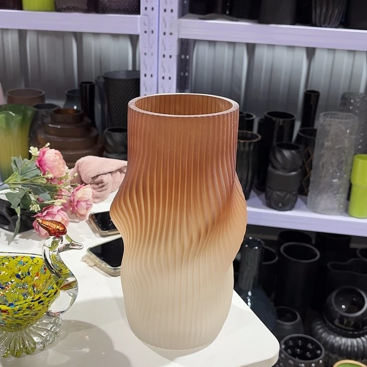 高度27厘米5677花瓶