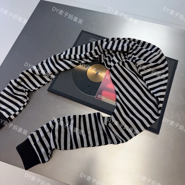 MZ.儿童韩版时髦条纹搭配连帽披肩3191
