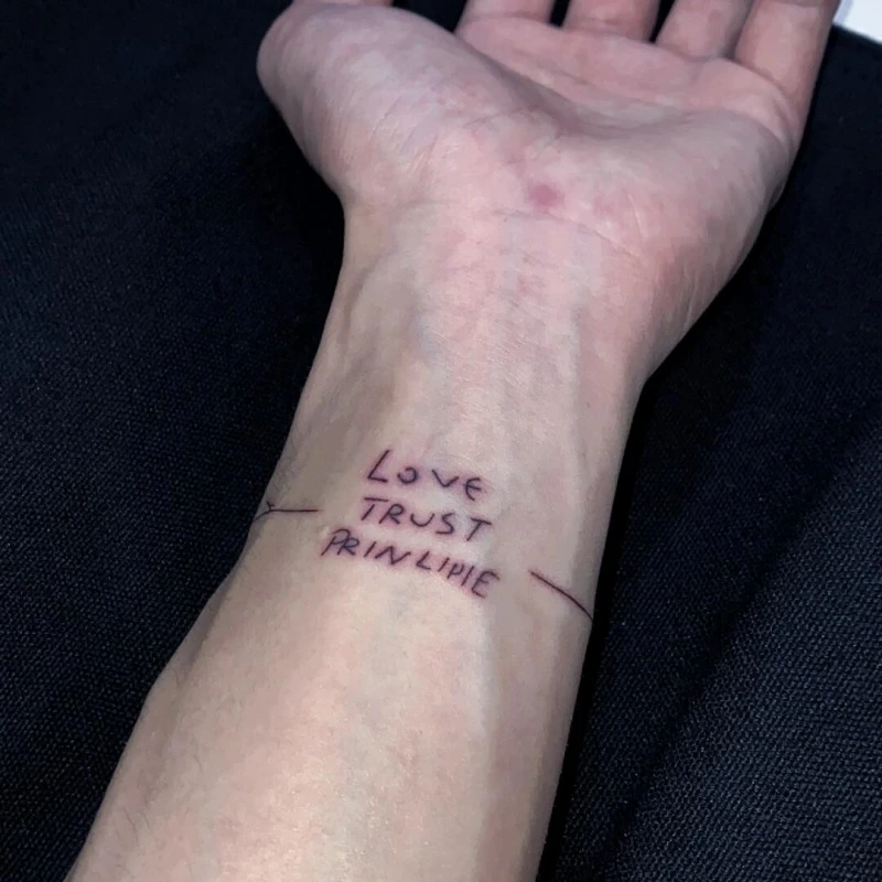 王嘉尔同款纹身草本果汁纹身贴潮酷ins男女手臂防水持久逼真刺青