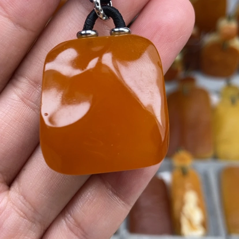 【闪购商品】未镶嵌颈饰琥珀