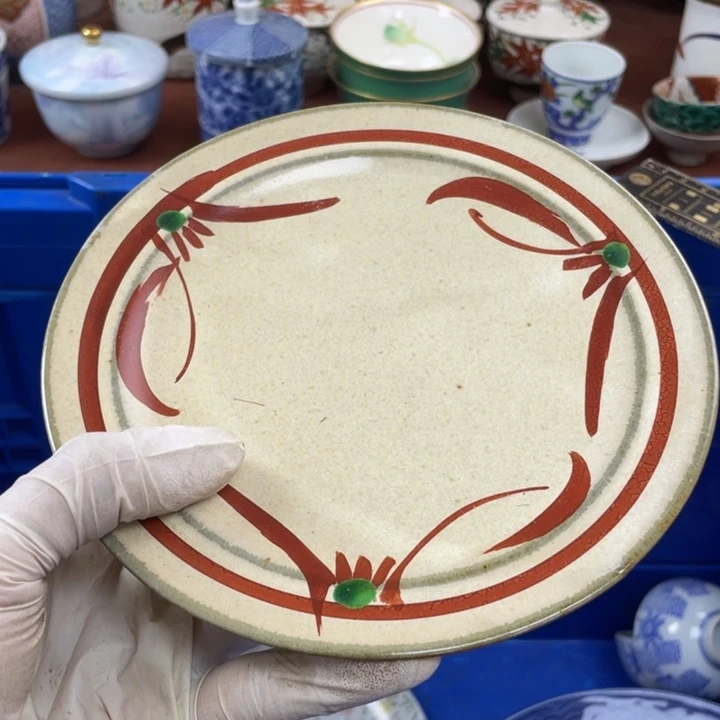 他家瓷器真美…开播了