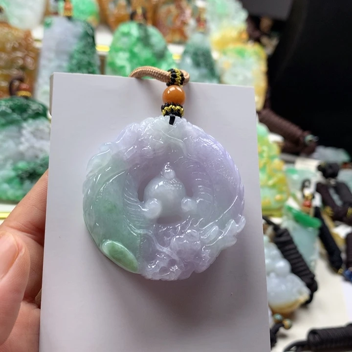 翡翠未镶嵌颈饰翡翠吊坠
