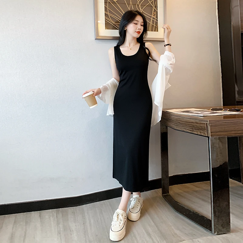 法式吊带无袖连衣裙内搭裙子黑色气质中长款性感小黑裙修身a字裙