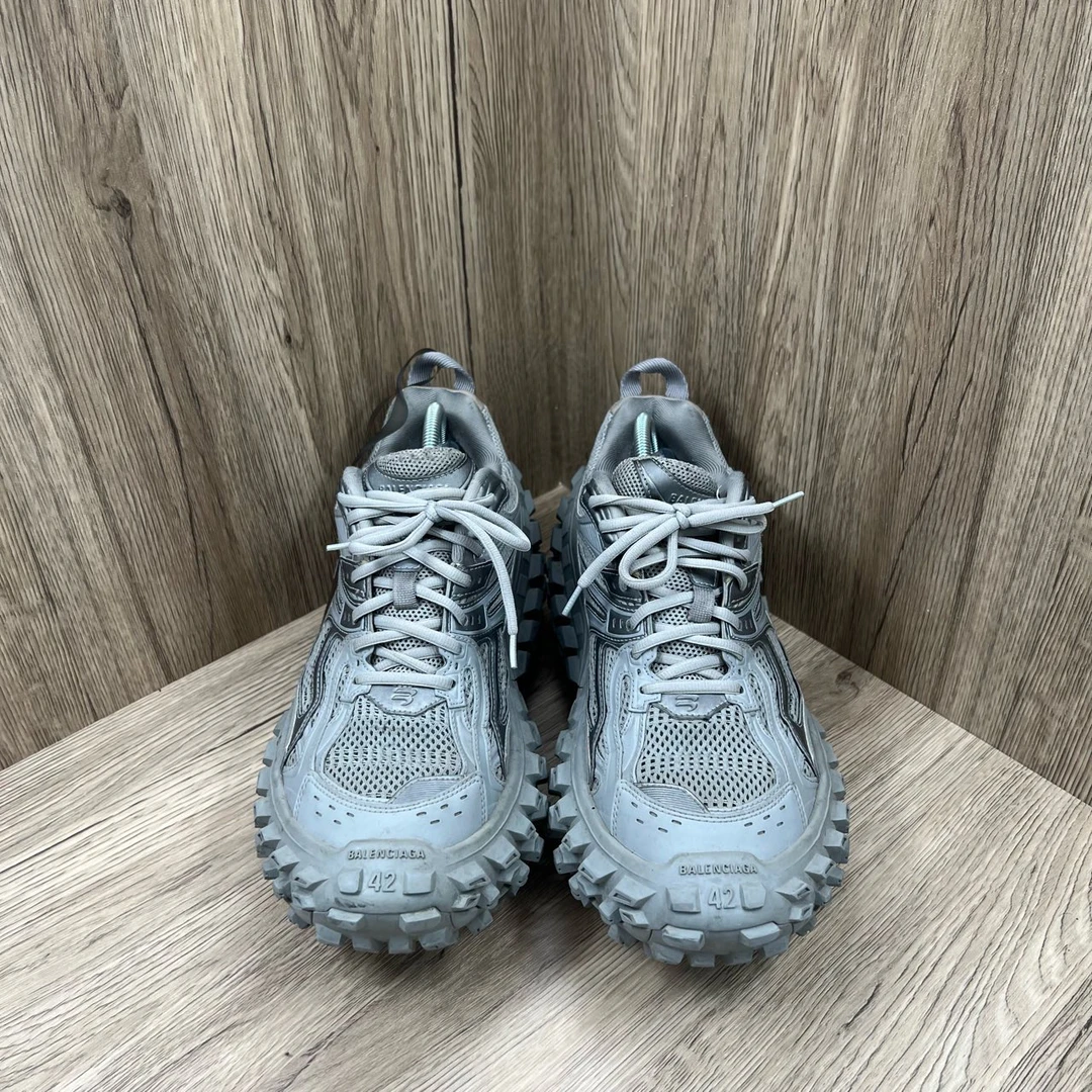 95新 Balenciaga/巴黎世家 Defender灰色轮胎鞋 42码/95新/无配件