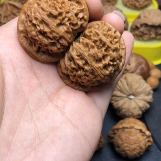 啦***啦核桃手串/手链宫灯