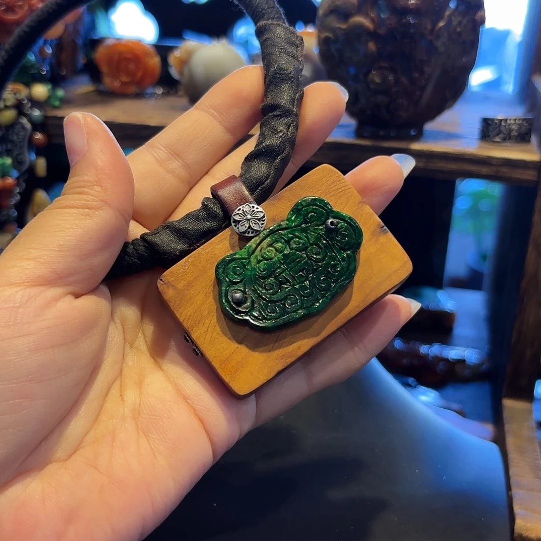 翡翠未镶嵌颈饰原创