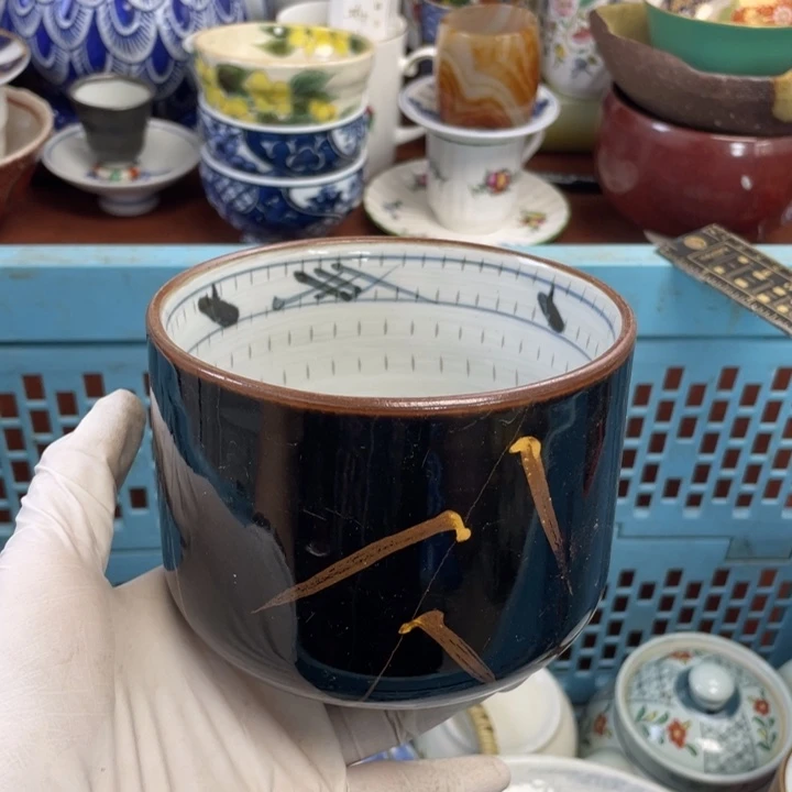 他家瓷器真美…开播了