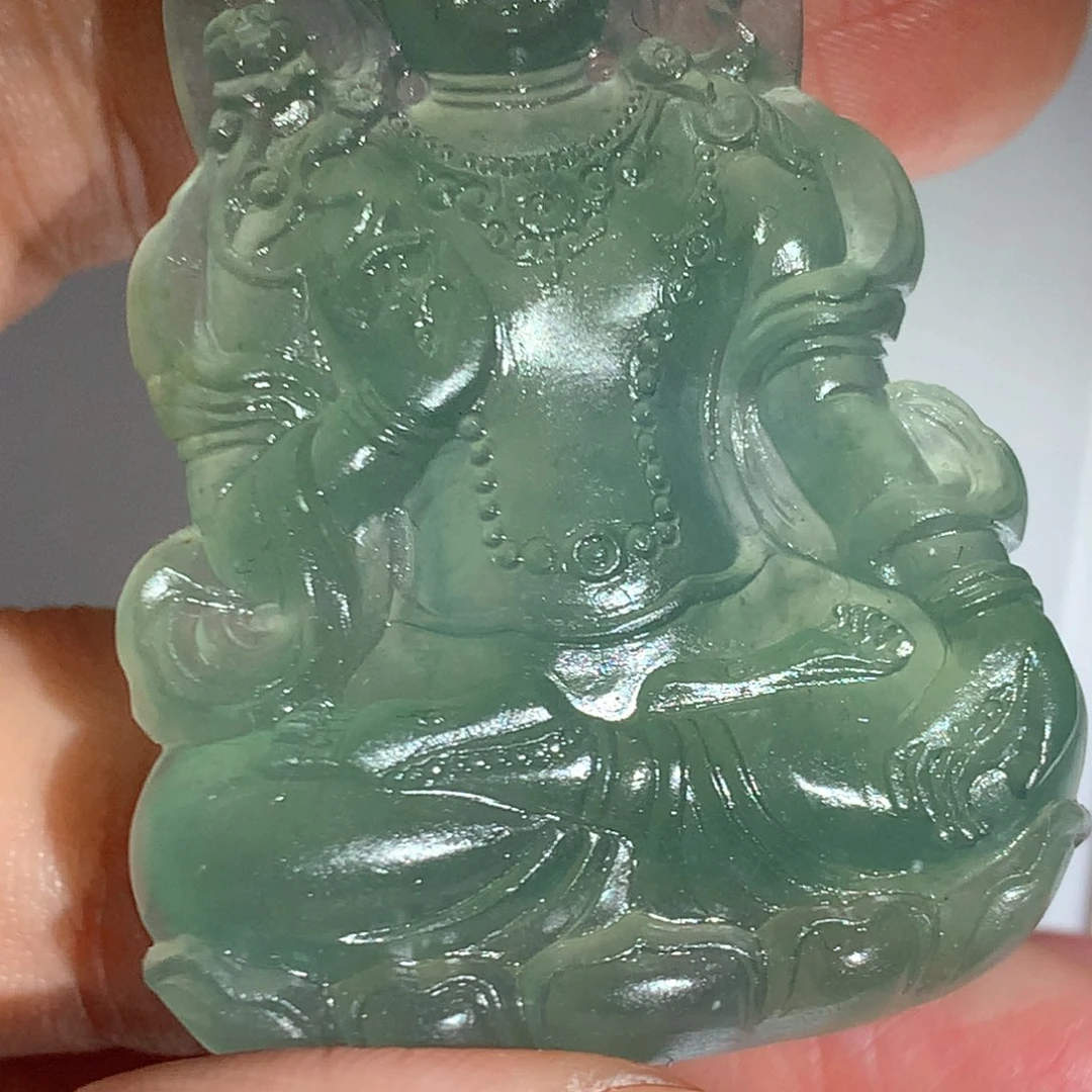 翡翠颈饰未镶嵌天然缅甸翡翠度母