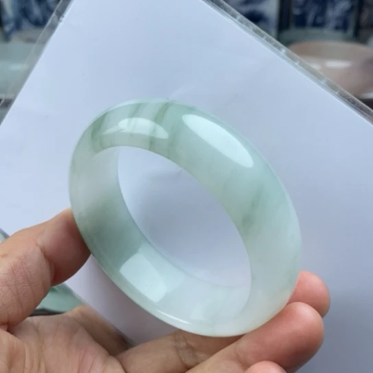 石英质玉（金丝玉）未镶嵌手镯