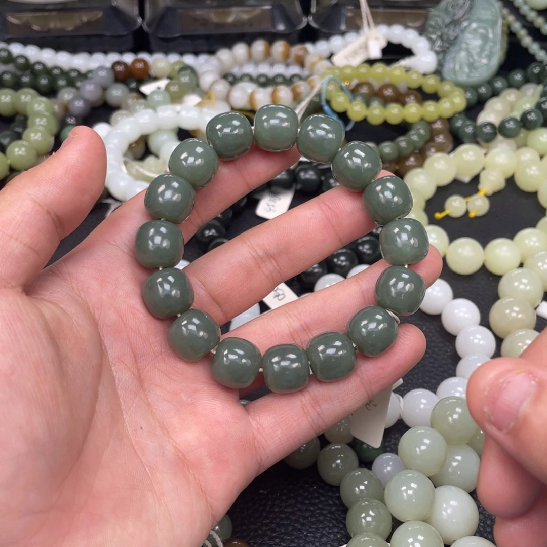 和田玉未镶嵌手链