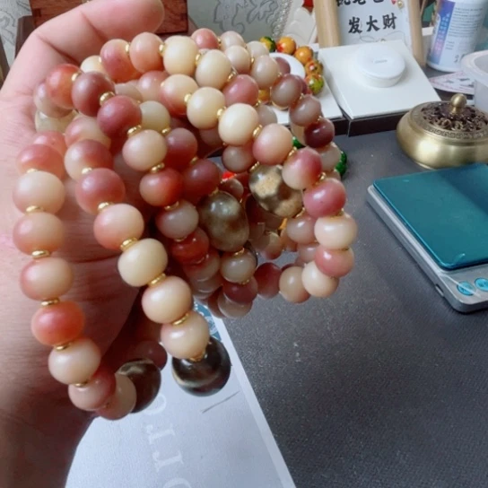 王哥卡1.2紫血手串