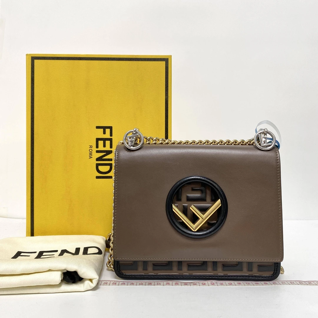 胖虎安安/芬迪/95新/公价0/箱包/斜挎包/312502040047