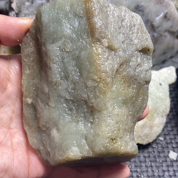 和田玉（糖玉）未镶嵌珠宝半成品