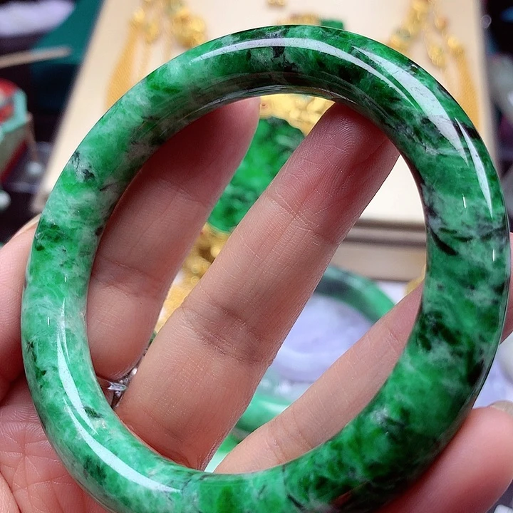 未镶嵌手镯翡翠翡翠