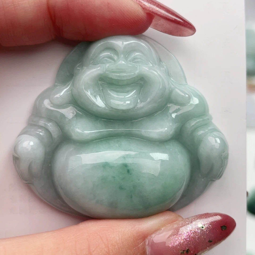 翡翠未镶嵌颈饰佛公